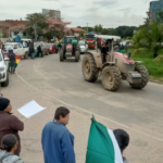 Largas filas para la compra de combustible en el municipio de Caranavi